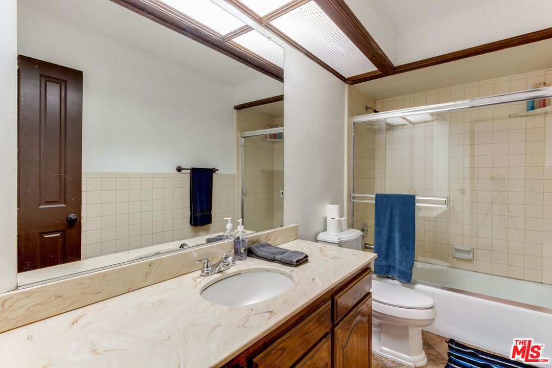 5150 Campo Road Woodland Hills, CA 91364 - Photo 31 of 53