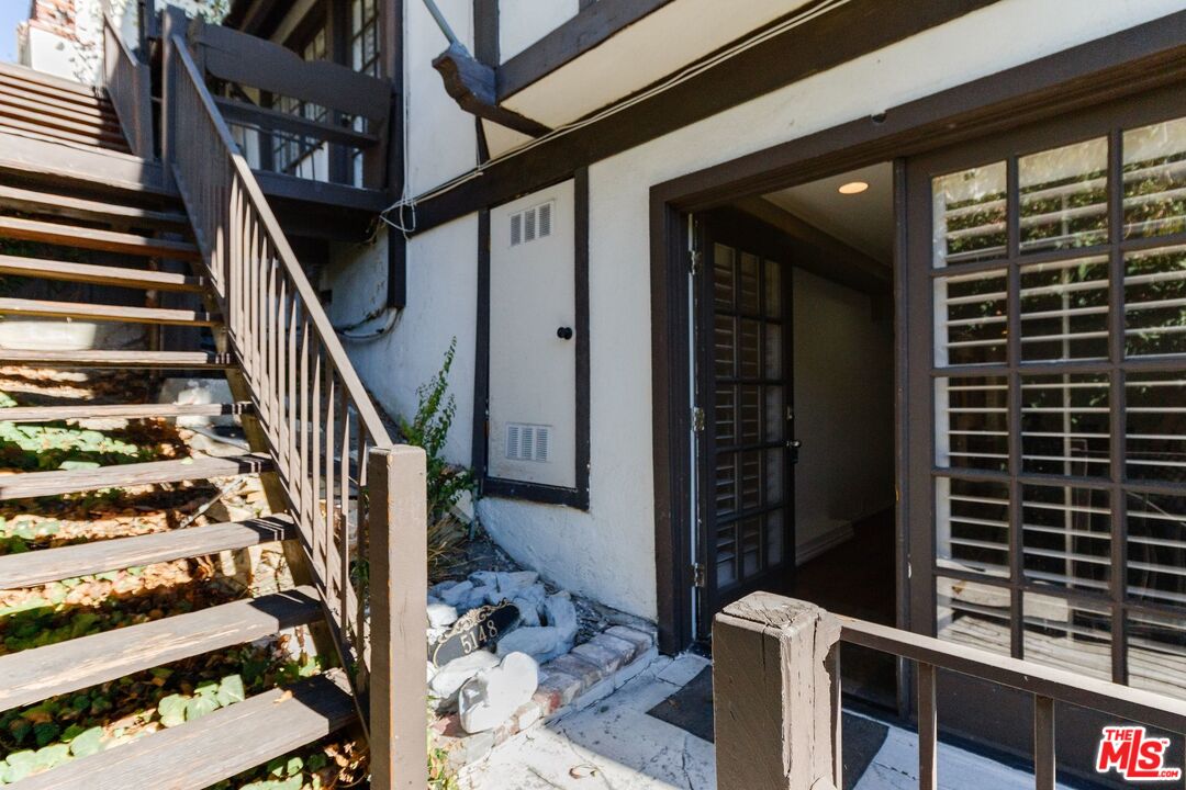 5150 Campo Road Woodland Hills, CA 91364 - Photo 32 of 53