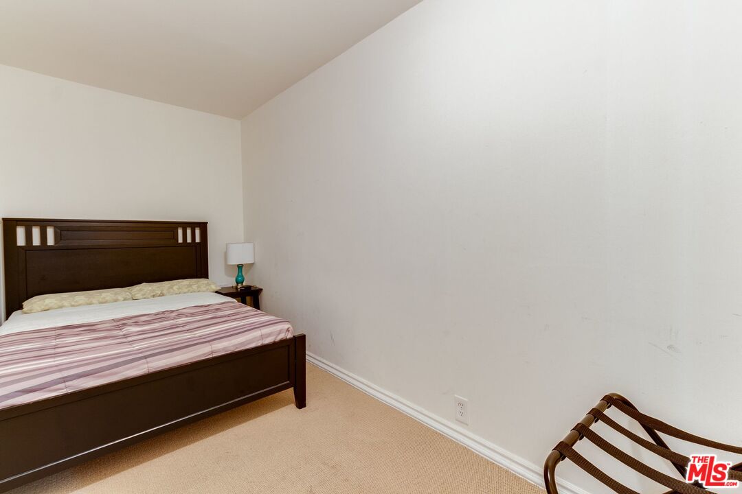 5150 Campo Road Woodland Hills, CA 91364 - Photo 43 of 53