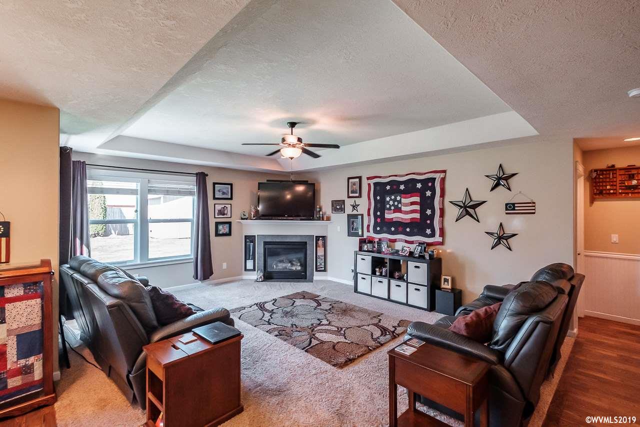 182 9th Street Jefferson, OR 97352 - Photo 23 of 39