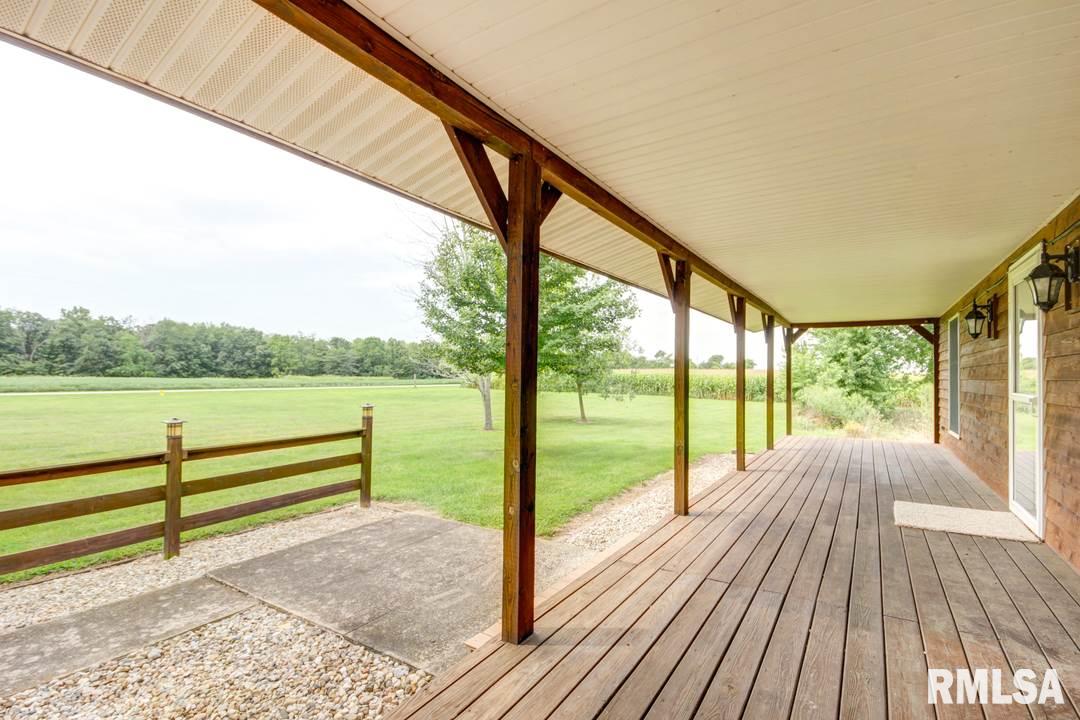 13438 Stamper Road Girard, IL 62640 - Photo 19 of 33