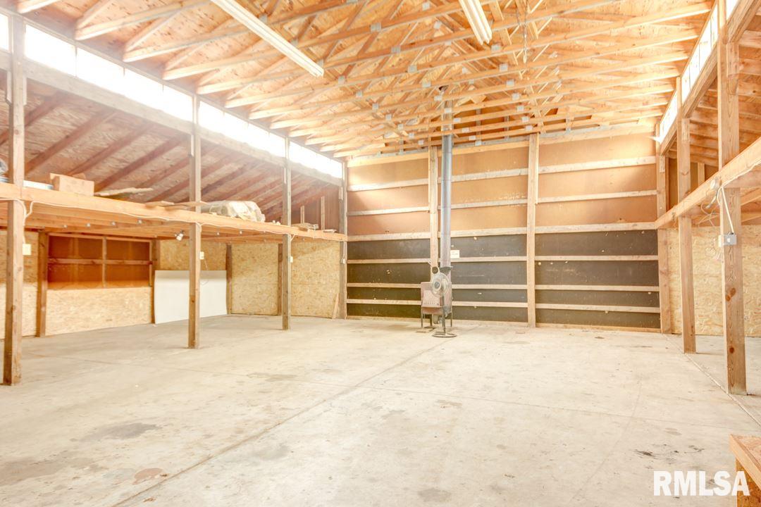 13438 Stamper Road Girard, IL 62640 - Photo 21 of 33