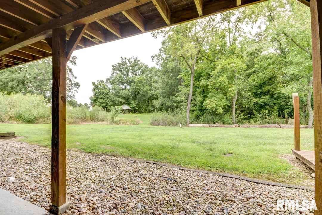 13438 Stamper Road Girard, IL 62640 - Photo 27 of 33