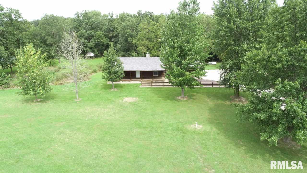 13438 Stamper Road Girard, IL 62640 - Photo 32 of 33