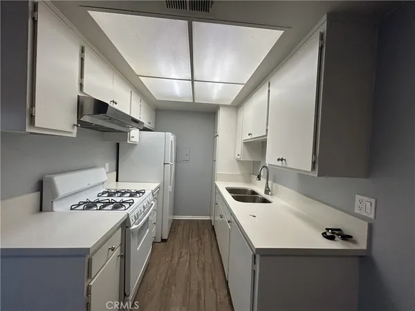 $2,895 | 16918 Cedarwood Court, Cerritos, CA 90703