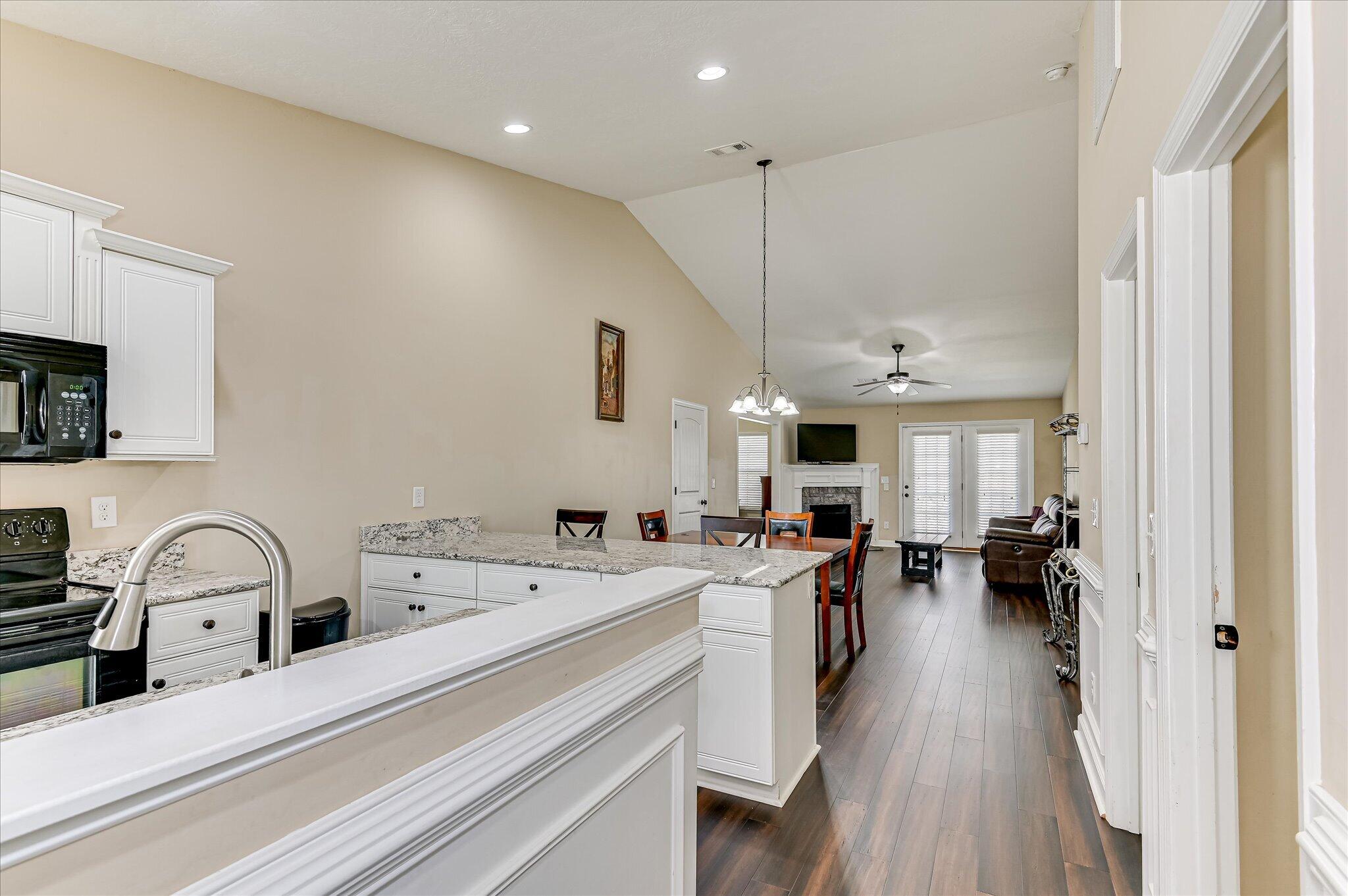 114 York Way Augusta, GA 30909 - Photo 4 of 31 06-106