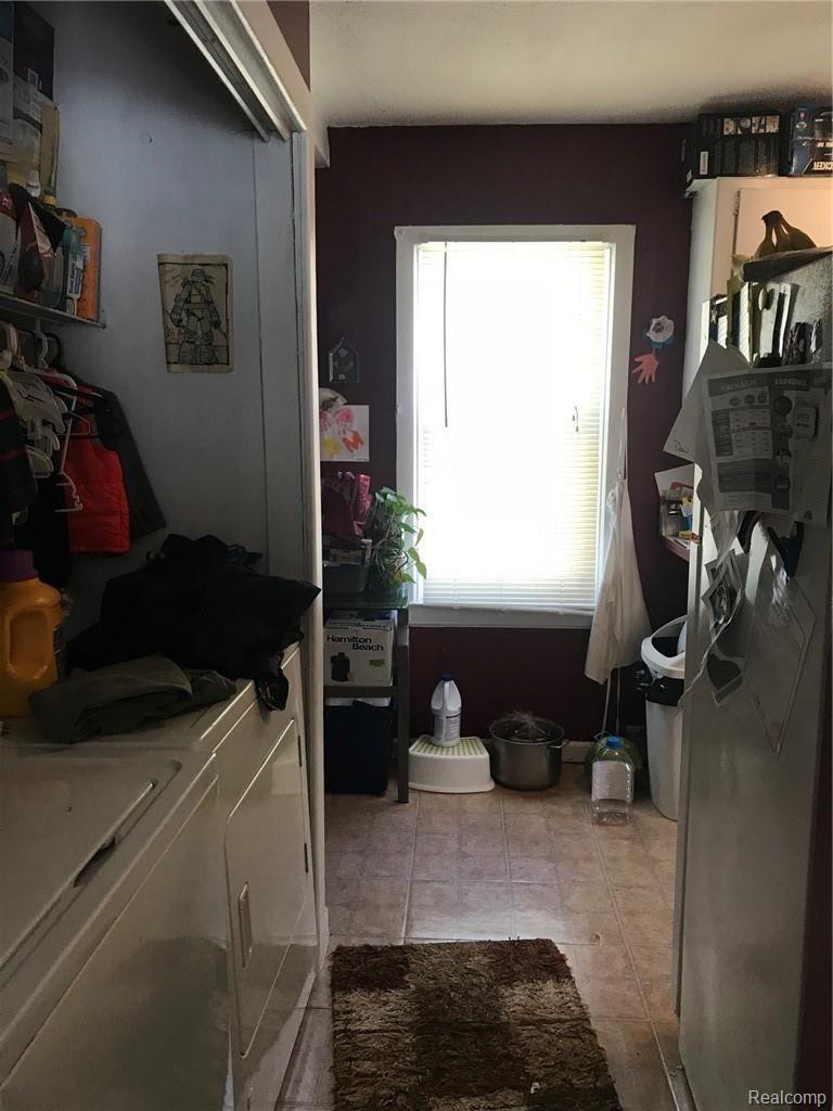 4148 Filbert Street Wayne, MI 48184 - Photo 18 of 20 IMG_9481.JPG