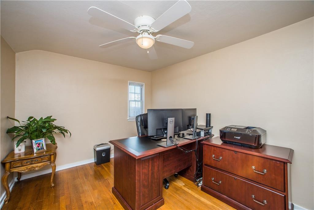 555 Old Farm Road Pittsburgh, PA 15234 - Photo 20 of 24