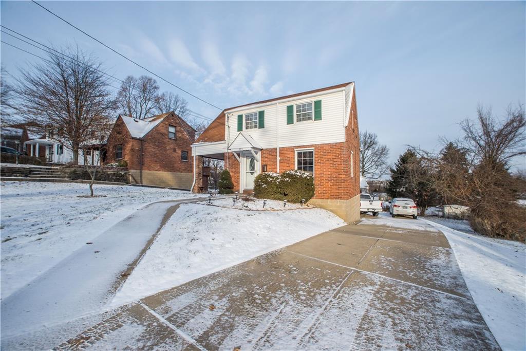 555 Old Farm Road Pittsburgh, PA 15234 - Photo 3 of 24