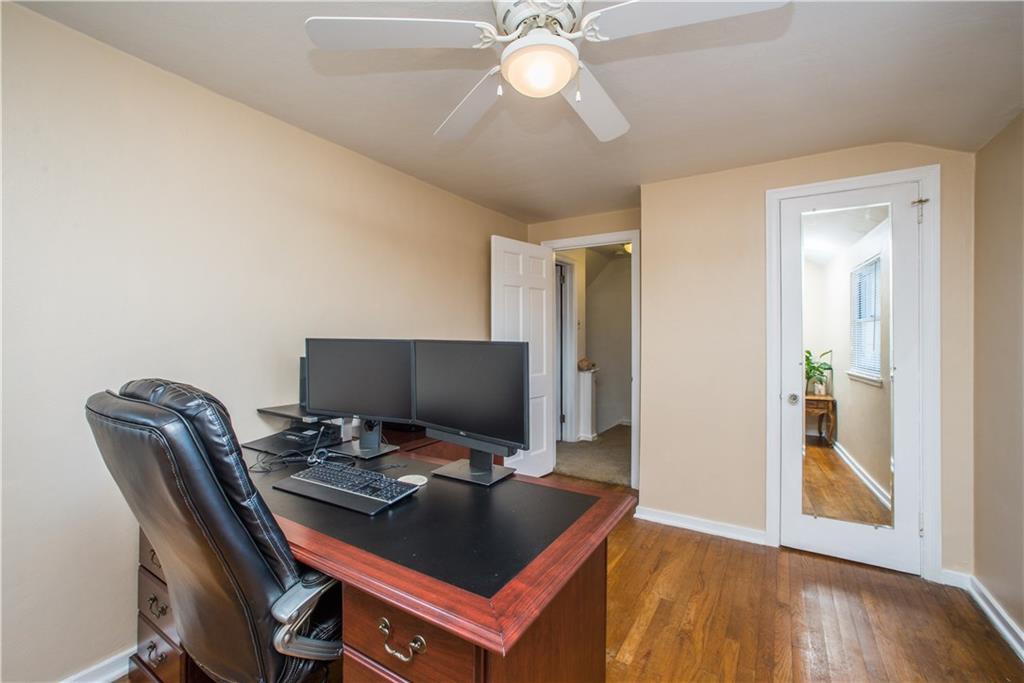 555 Old Farm Road Pittsburgh, PA 15234 - Photo 21 of 24