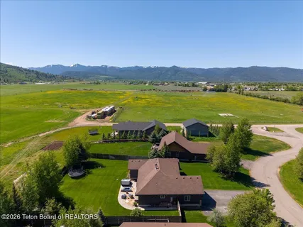 $1,100,000 | 7949 House Top Lane, Victor, ID 83455