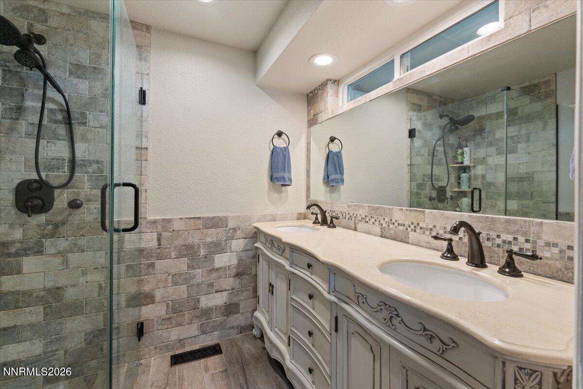 120 Drew Drive Reno, NV 89511 - Photo 36 of 64 28-120 Drew Drive Reno NV 89511 (28 of 7