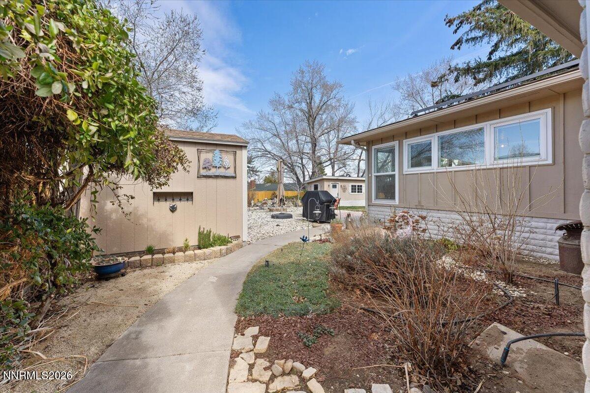 120 Drew Drive Reno, NV 89511 - Photo 42 of 64 49-120 Drew Drive Reno NV 89511 (49 of 7