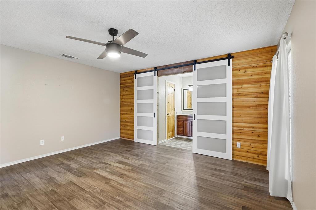 5240 Hill Ridge Drive Fort Worth, TX 76135 - Photo 19 of 40