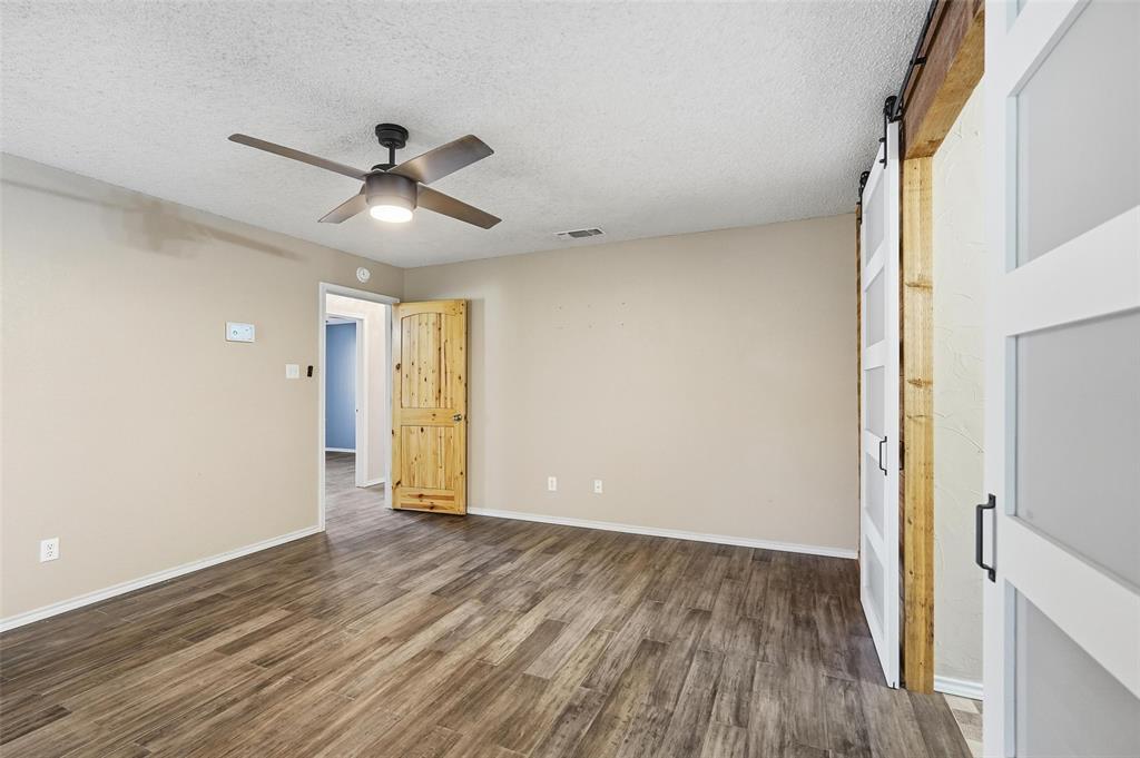 5240 Hill Ridge Drive Fort Worth, TX 76135 - Photo 20 of 40