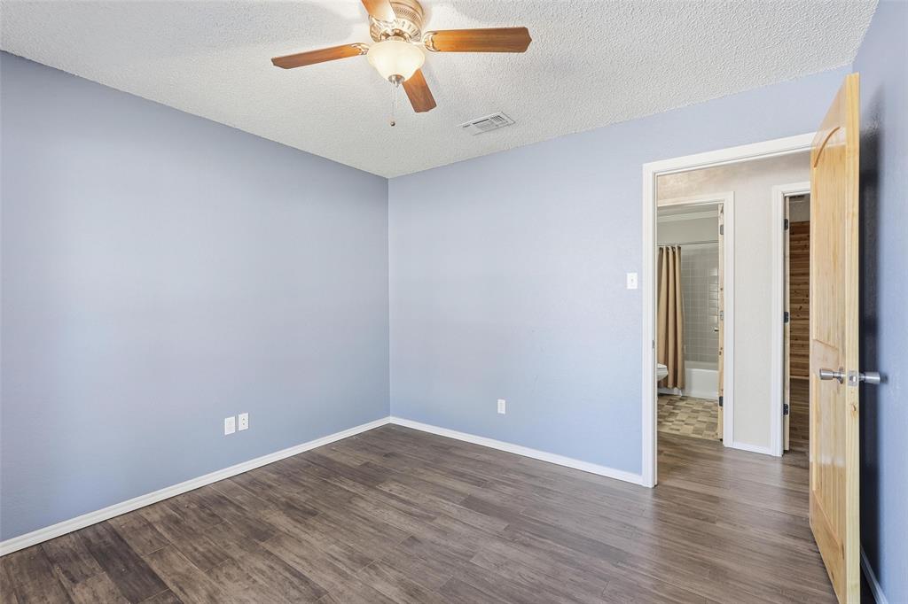 5240 Hill Ridge Drive Fort Worth, TX 76135 - Photo 28 of 40