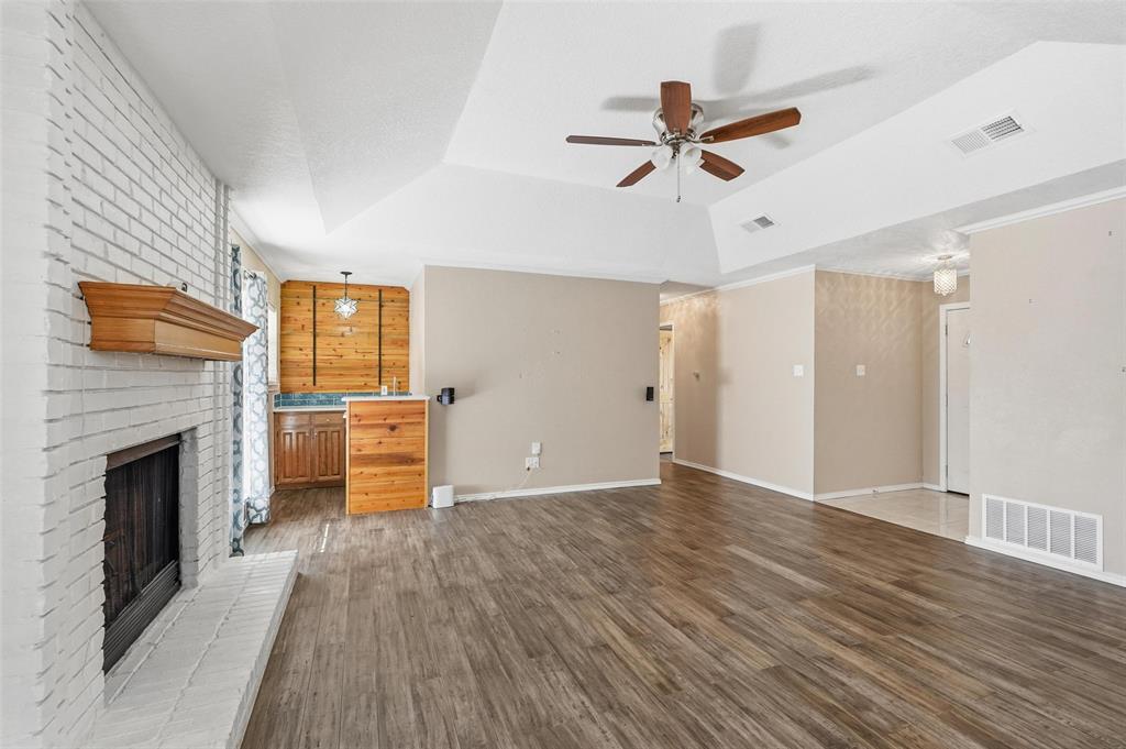 5240 Hill Ridge Drive Fort Worth, TX 76135 - Photo 9 of 40