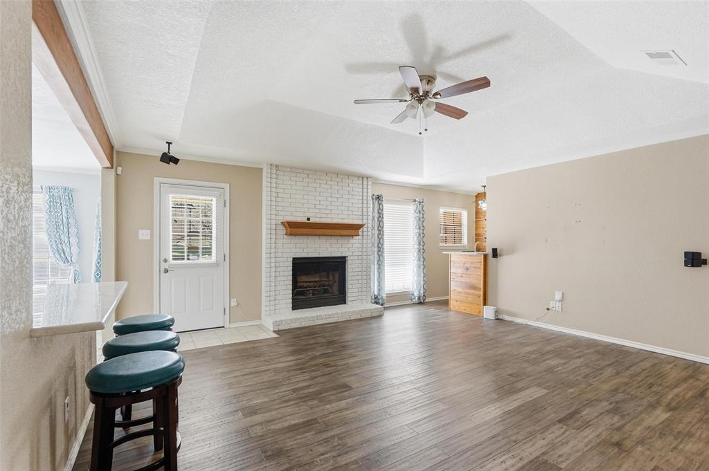 5240 Hill Ridge Drive Fort Worth, TX 76135 - Photo 10 of 40