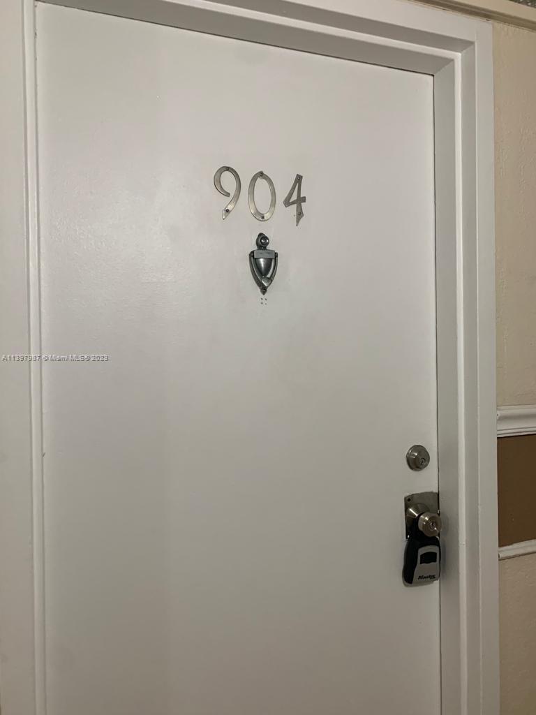 Yolanda Villas Condominiums Miami, FL 33126 - Photo 1 of 10 a bathroom with a shower