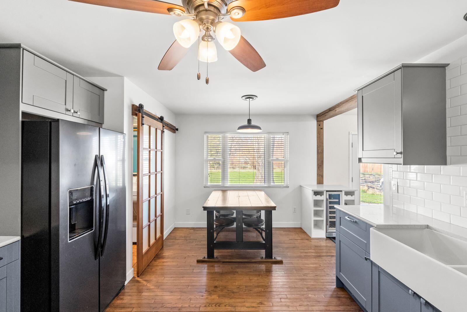 204 Wagner Road Porter, IN 46304 - Photo 7 of 25 1600x1067