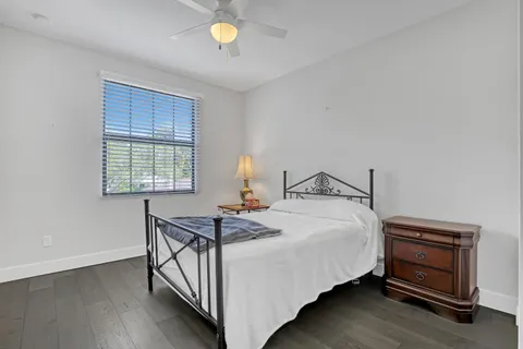 $1,824,990 | 10 Kintyre Road, Palm Beach Gardens, FL 33418