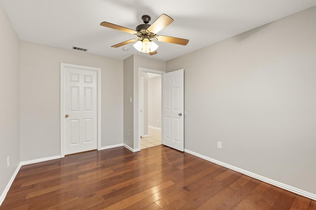 1909 May Street Fort Worth, TX 76110 - Photo 13 of 26