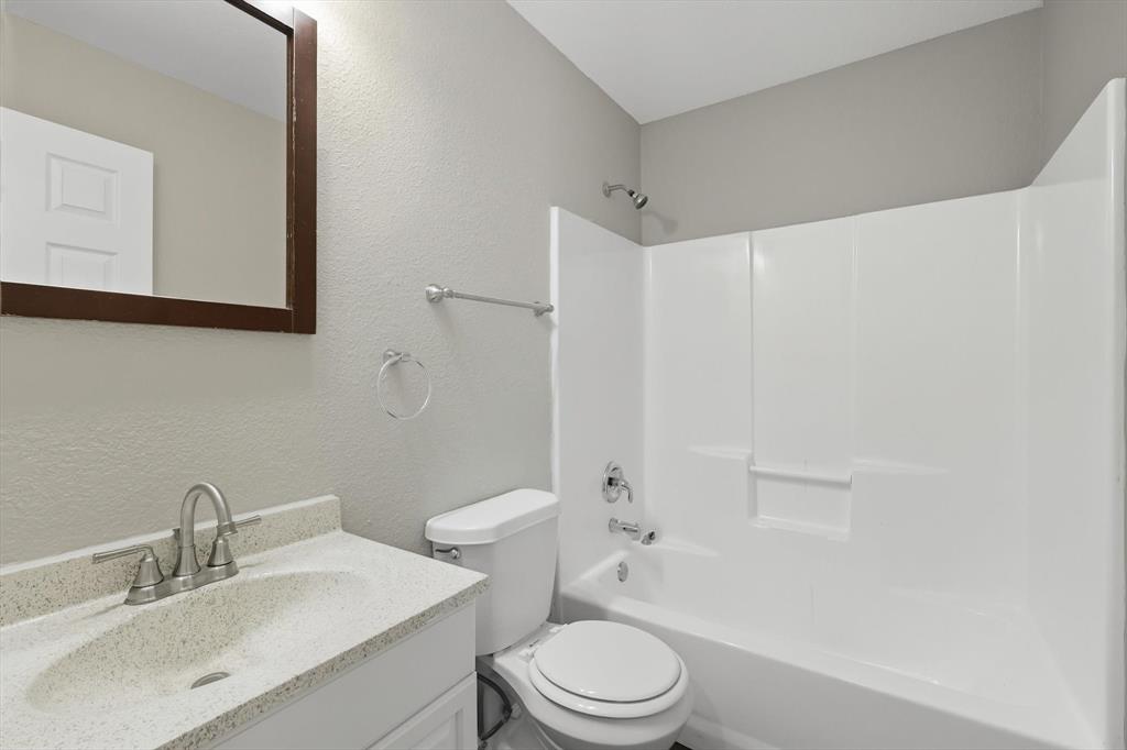 1909 May Street Fort Worth, TX 76110 - Photo 17 of 26