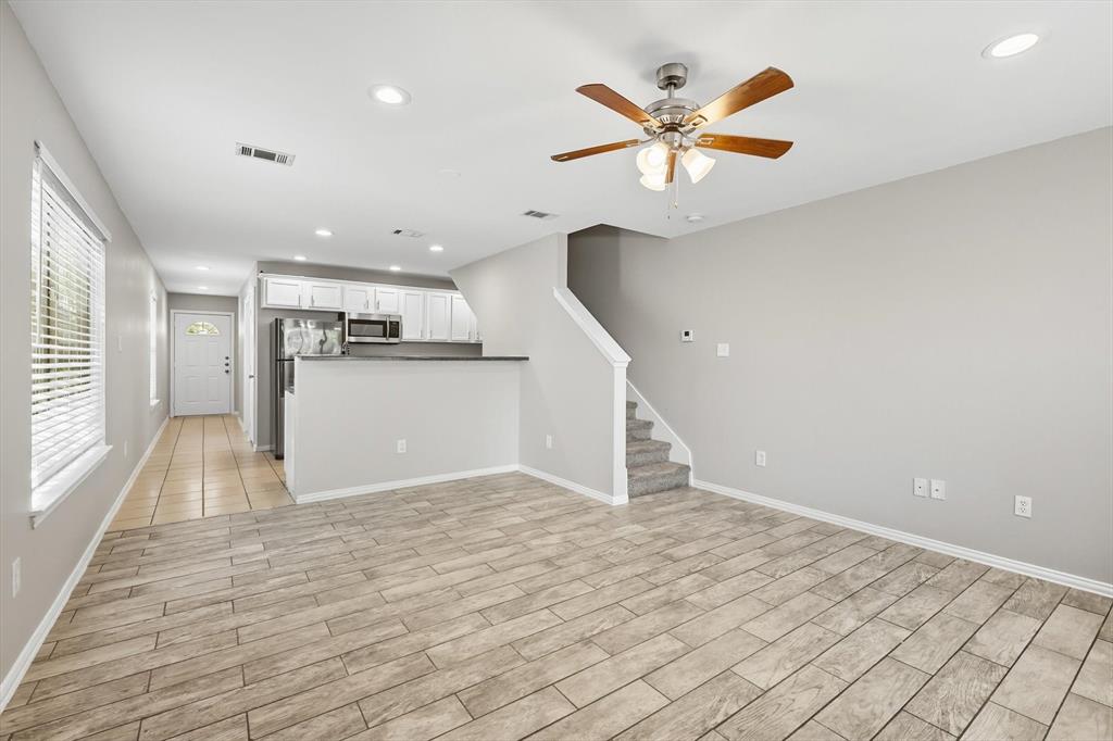 1909 May Street Fort Worth, TX 76110 - Photo 7 of 26