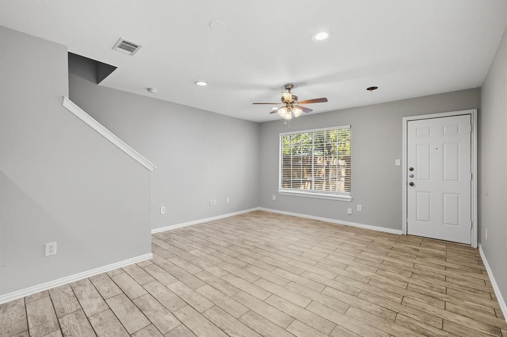 1909 May Street Fort Worth, TX 76110 - Photo 8 of 26