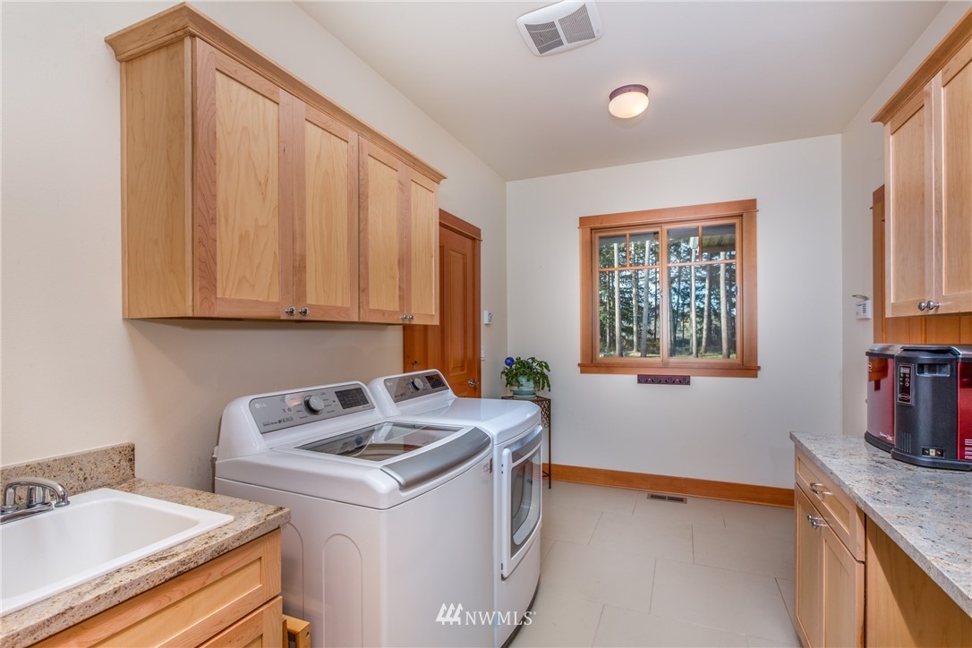 11310 Harris Road Southeast Yelm, WA 98597 - Photo 19 of 25 Gallery Image 19