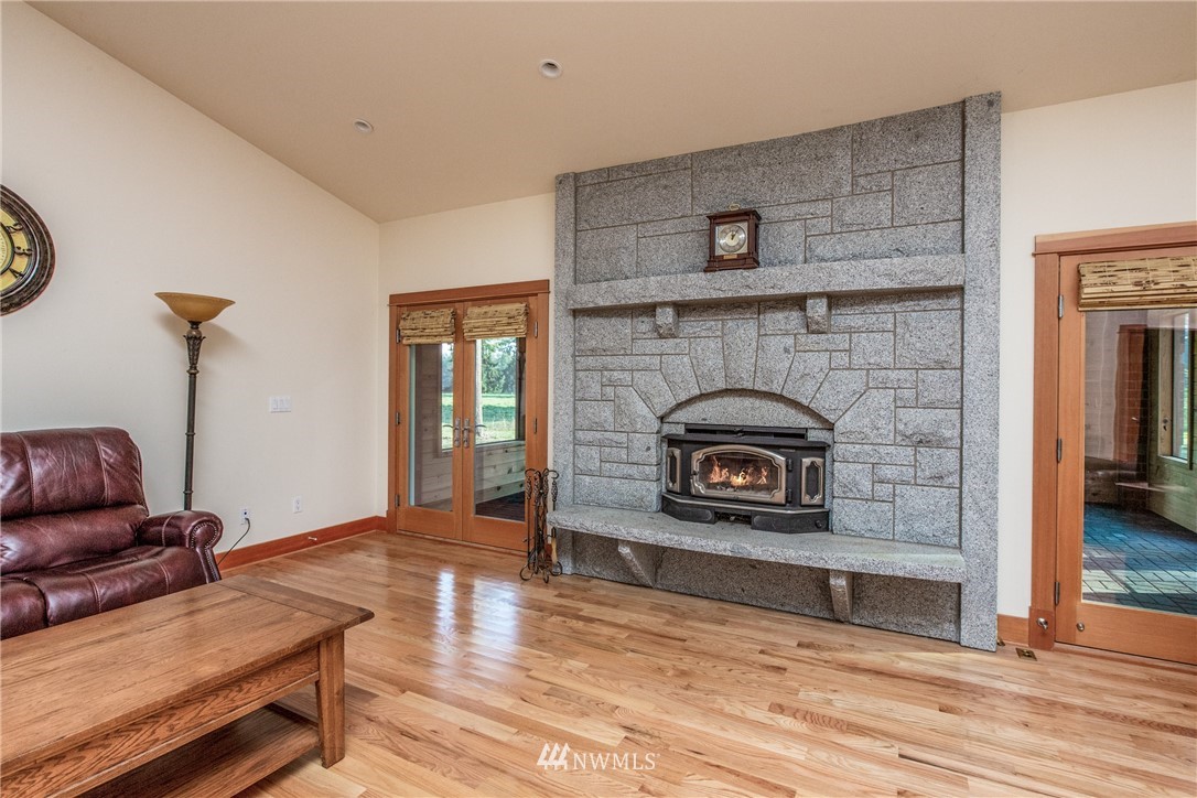 11310 Harris Road Southeast Yelm, WA 98597 - Photo 6 of 25 Gallery Image 6