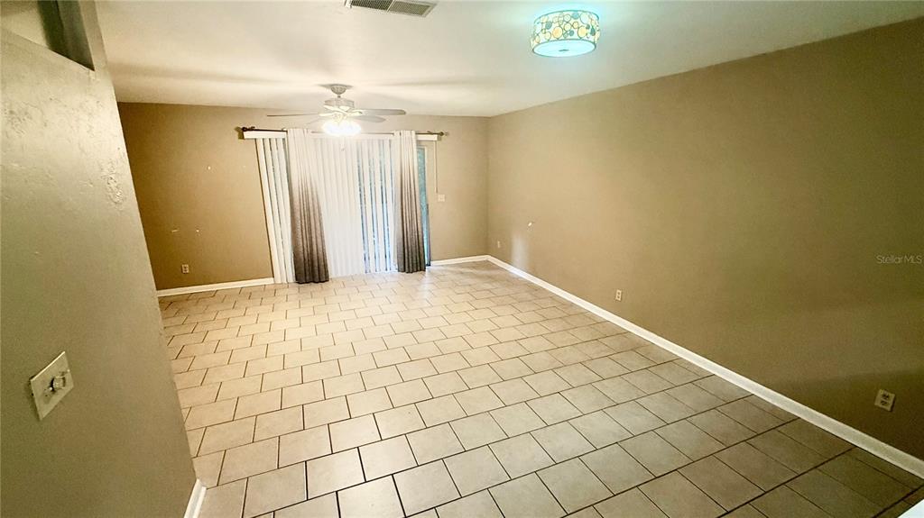 4411 Southwest 34th Street, Unit 503 Gainesville, FL 32608 - Photo 7 of 17