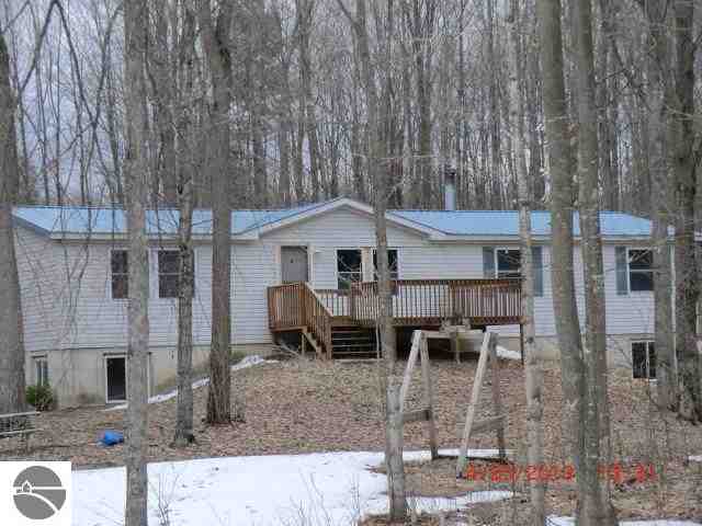 3820 Supply Road Traverse City, MI 49696 - Photo 3 of 25 1742696-2.JPG