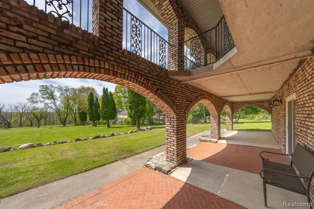 607 Letts Road Oakland, MI 48363 - Photo 48 of 83