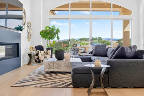 $6,799,000 | 5 Winding Oaks Drive, Pleasanton, CA 94566
