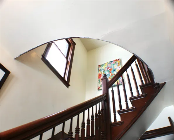 $829,000 | 144 Pete Hendricks Road, Middlefield, NY 13326