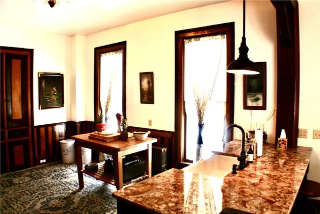 $829,000 | 144 Pete Hendricks Road, Middlefield, NY 13326