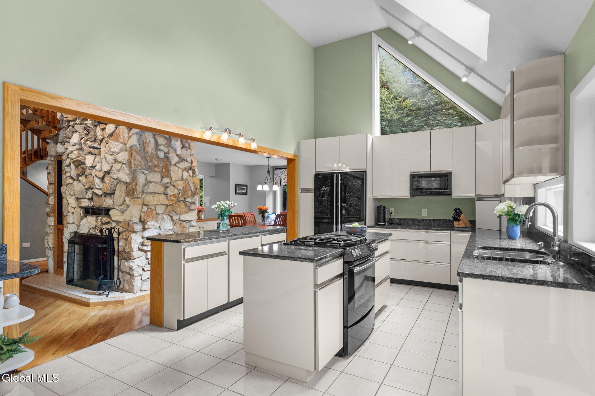 68 Mill Road Colonie, NY 12110 - Photo 18 of 58 52-web-or-mls-68-mill-rd