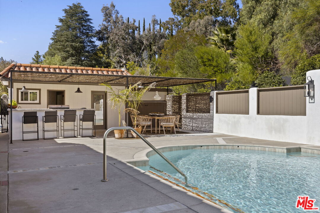 431 Montana Circle Ojai, CA 93023 - Photo 20 of 73 a view of a house with backyard and porch