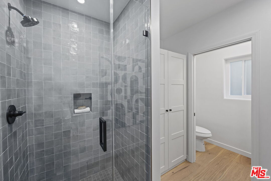 431 Montana Circle Ojai, CA 93023 - Photo 50 of 73 a bathroom with a shower and a toilet