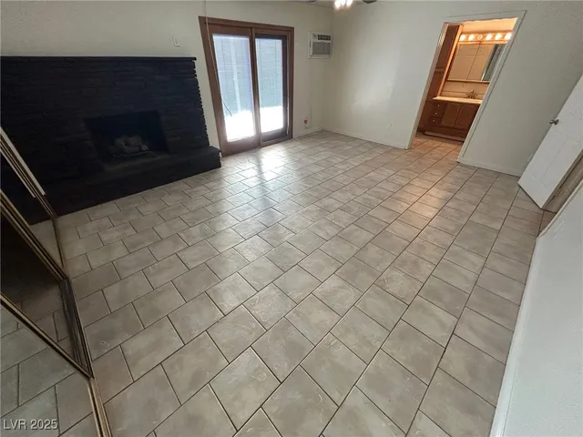 $1,995 | 113 Cedar Street, Henderson, NV 89015