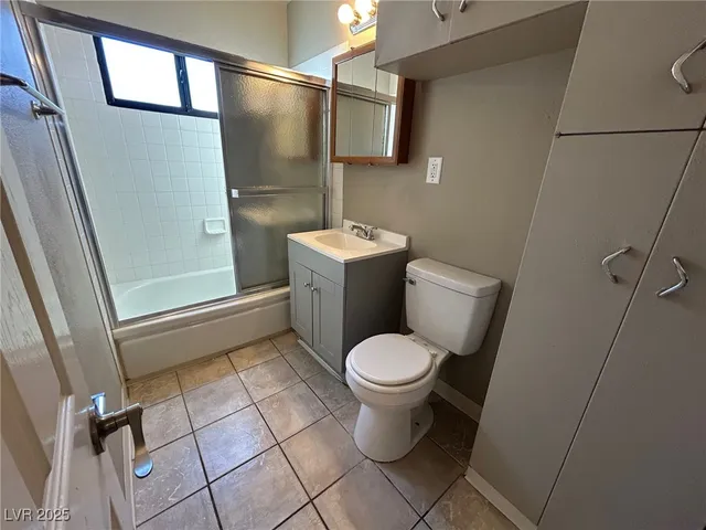 $1,995 | 113 Cedar Street, Henderson, NV 89015