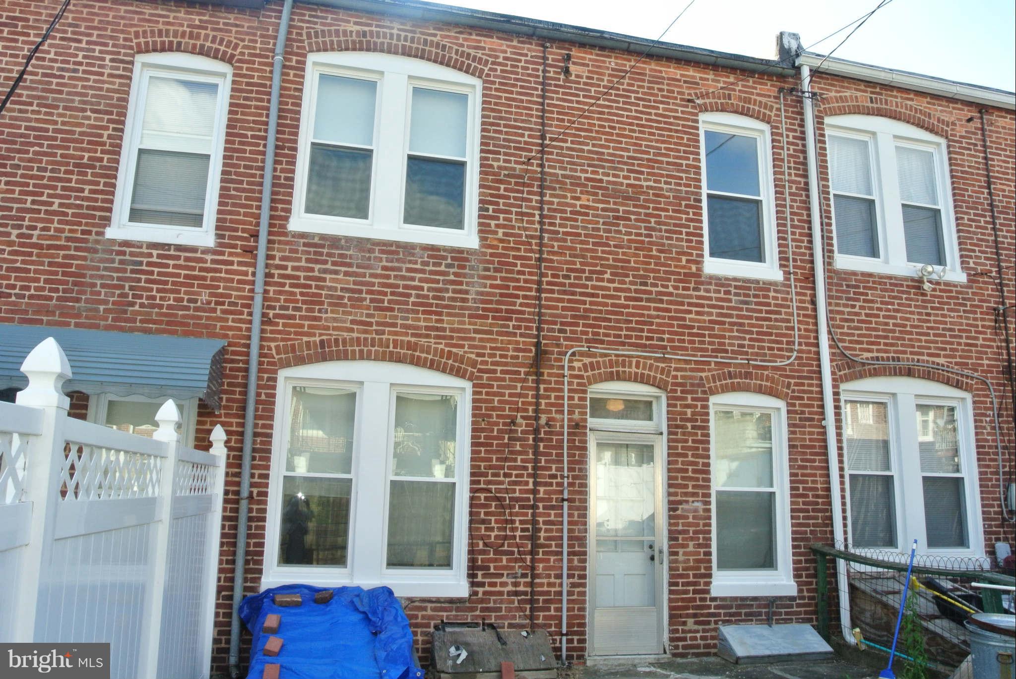 9 North Wickham Road Baltimore, MD 21229 - Photo 15 of 16 Exterior (Rear)