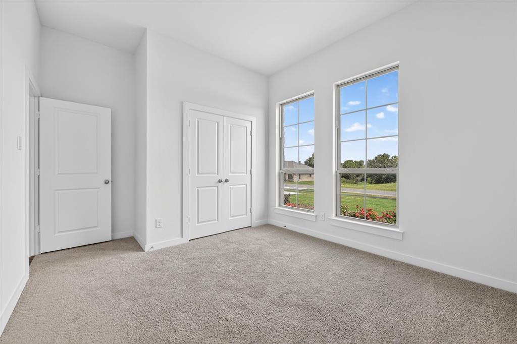 416 McAlpine Drive Springtown, TX 76082 - Photo 31 of 40 Bedroom