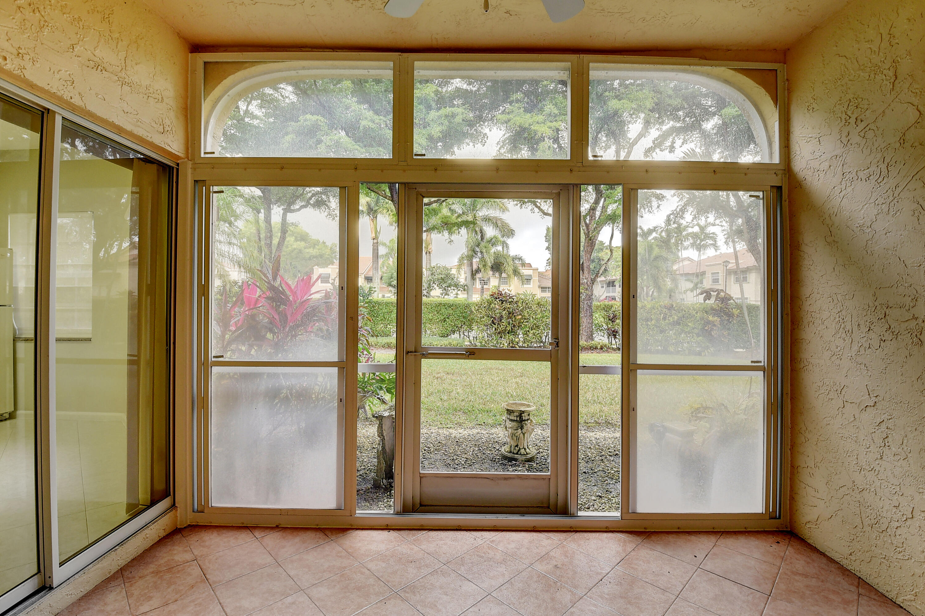 6672 Via Regina Boca Raton, FL 33433 - Photo 13 of 43 3 (14)
