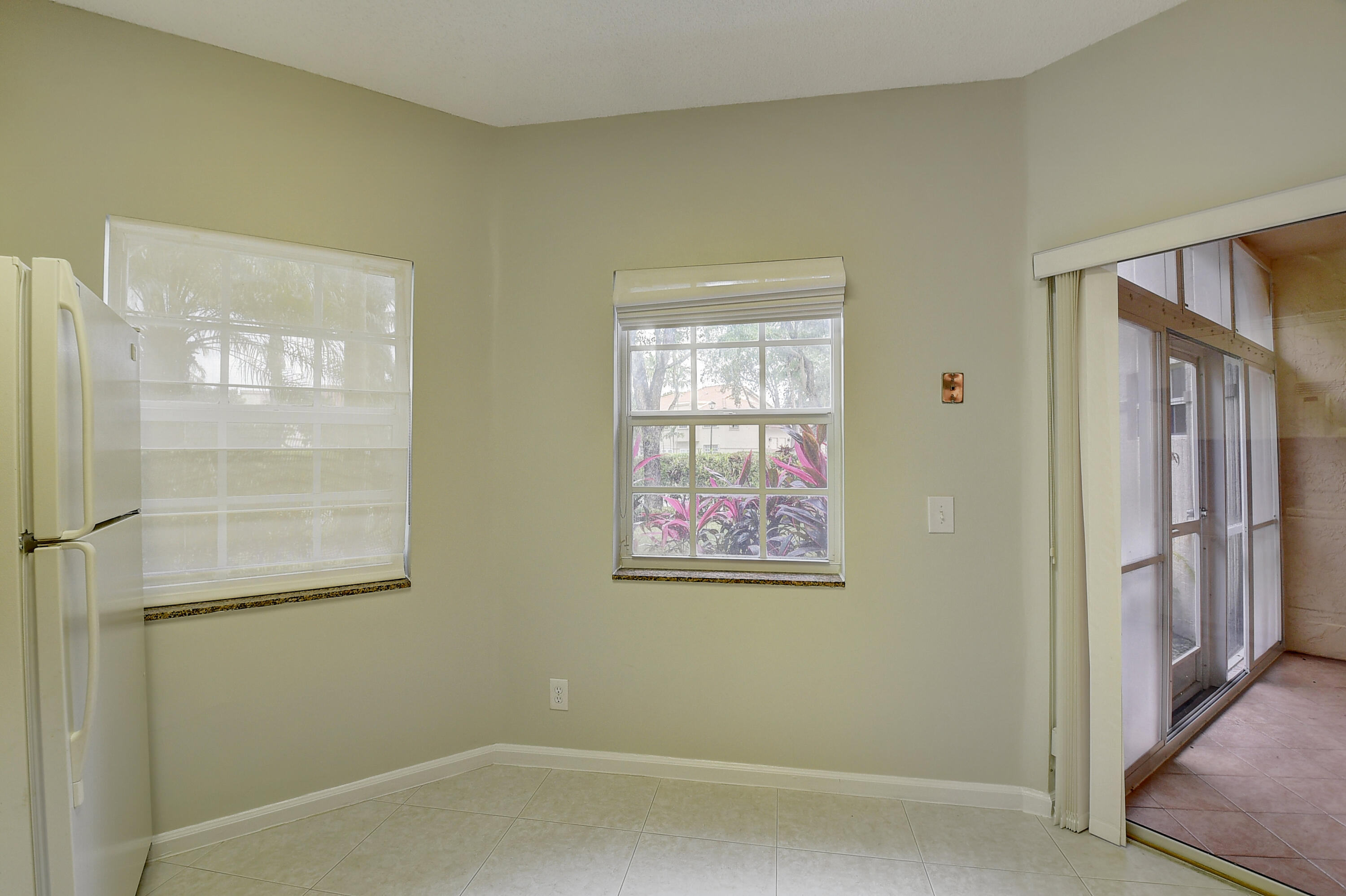 6672 Via Regina Boca Raton, FL 33433 - Photo 9 of 43 3 (10)