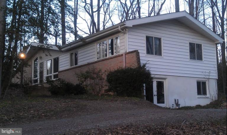 11015 Millbank Road King George, VA 22485 - Photo 1 of 12 Exterior (General)
