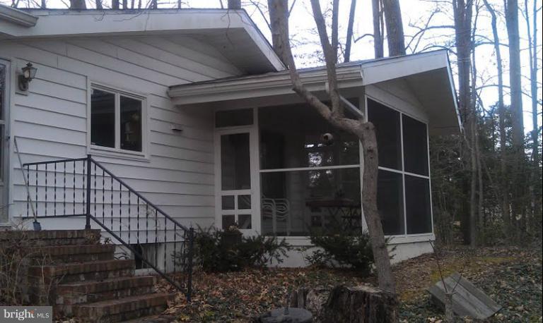 11015 Millbank Road King George, VA 22485 - Photo 4 of 12 Exterior (Rear)