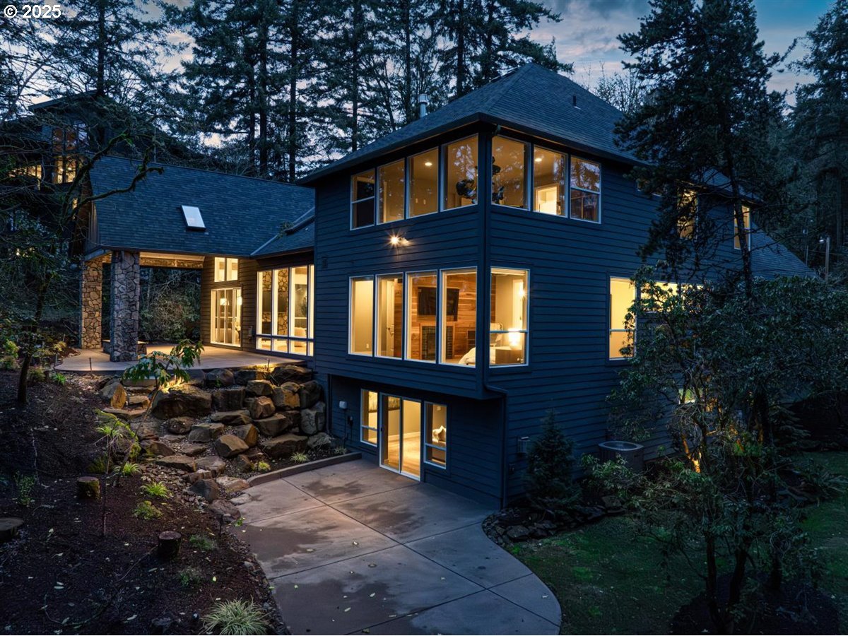 2193 Northeast 3rd Avenue Camas, WA 98607 - Photo 1 of 35 a front view of a house