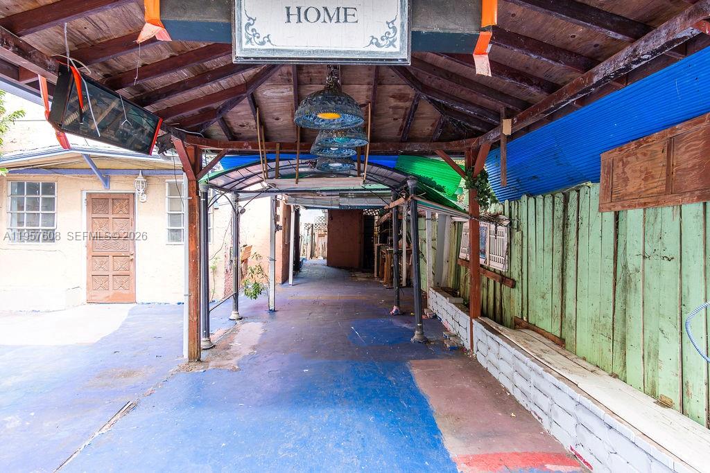 2345 Southwest 19th Street Miami, FL 33145 - Photo 20 of 21